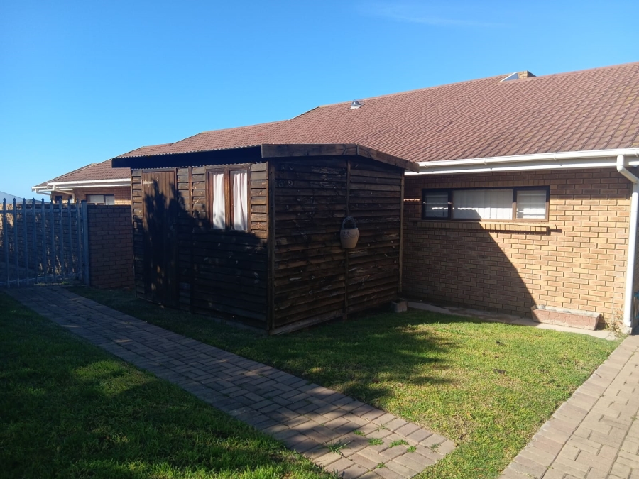 To Let 3 Bedroom Property for Rent in Dana Bay Western Cape
